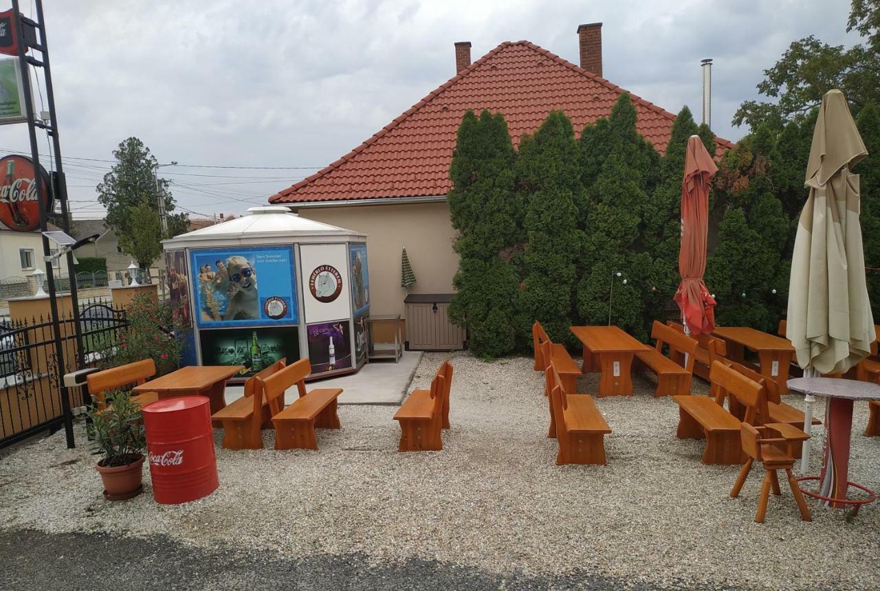 Feherlo Vendeghaz & Restaurant Бюк Экстерьер фото